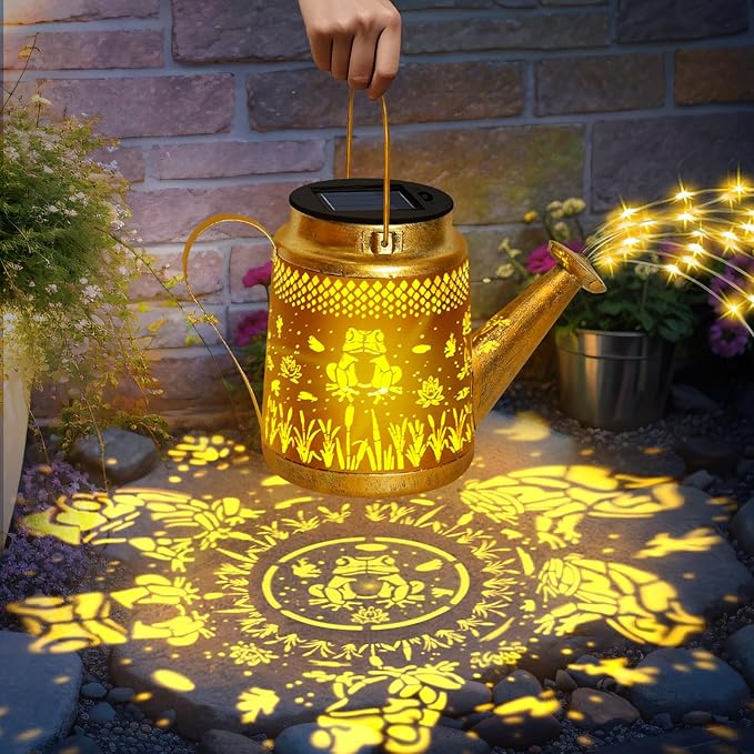 Solar Watering Can Lights Outdoor Garden Decor, Large Frog Hanging Lantern with Shepherd Hook, Waterproof Garden Lights for Outdoor Landscape Pathway Yard, Garden Gift for Mom Grandma