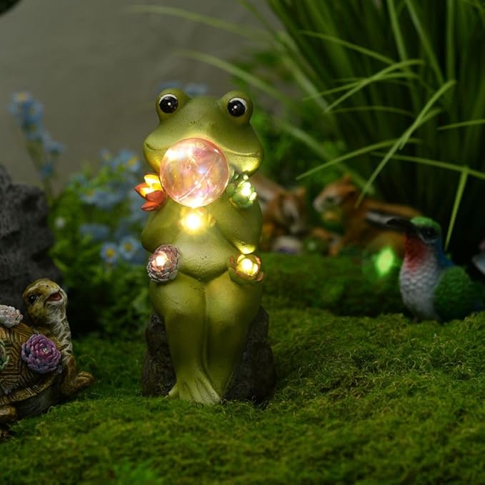 Solar Light Sitting Frog Decoration 5 Warm LEDs Light Sensor for Auto Switch On/Off Outdoor Figurine Lights Colorful IP44 Bubble Ball for Outdoor Décor Housewarming Gift Halloween(RJ-24010A)