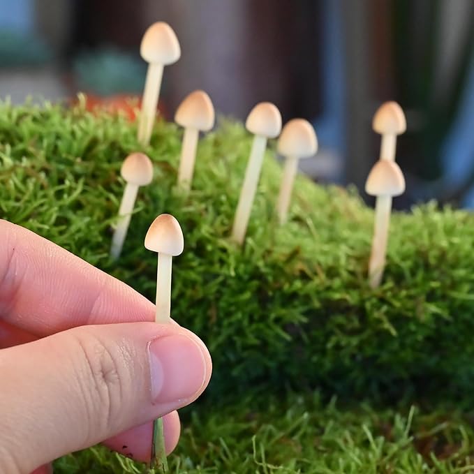 8-Pack Clay Mushrooms,Mini Fake Mushrooms,Handmade Small Mushroom,DIY Miniature Landscape Accessories,Miniature Fairy Garden Supplies,Desktop Miniature Ornaments,Christmas Decorations.