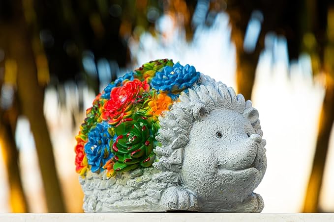 Solar Garden Statue – Cute Hedgehog with 7 Warm LED Lights, Solar-Powered & Weatherproof – Outdoor Lawn, Patio & Yard Décor – Charming Gift for Home & Garden Lovers