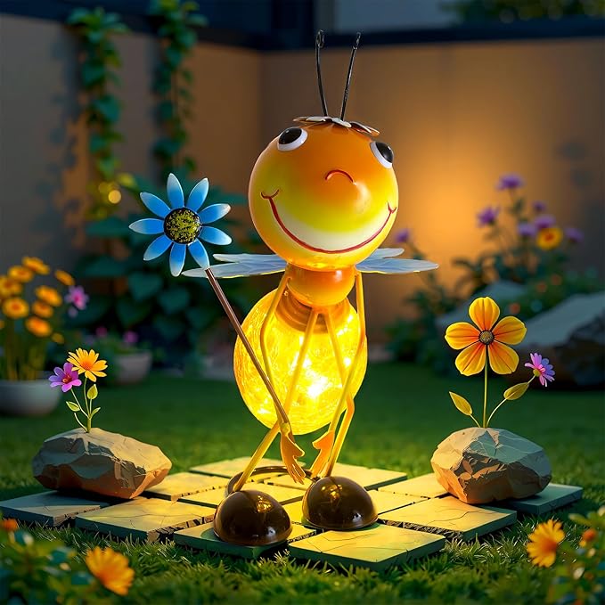 Solar Garden Statue Bee Decor,Outdoor Decorative Tabletop Lanterns,Outdoor Bee Figurines Decorations for Patio Yard Lawn Ornaments,Birthday Gifts for Mom Women Grandma