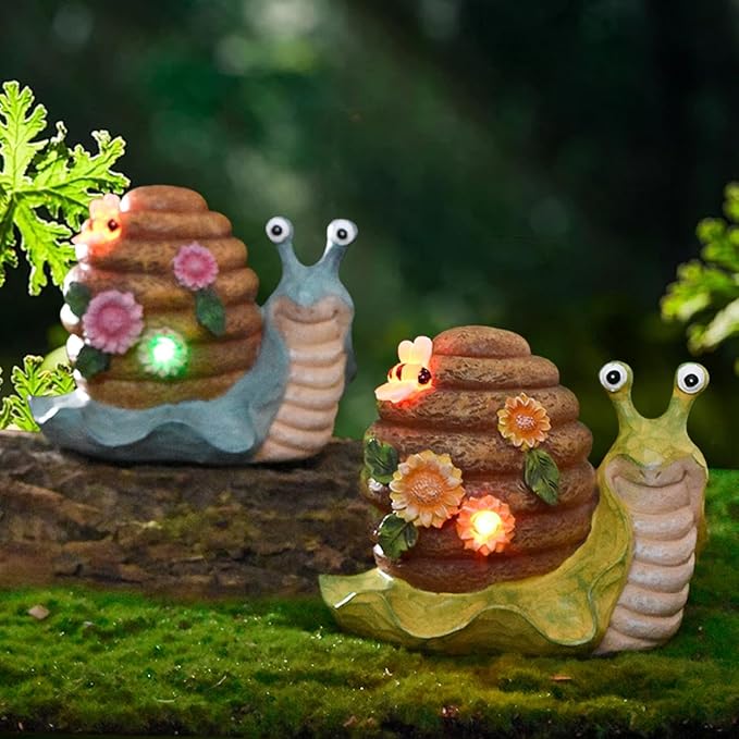 Solar Garden Outdoor Decor Snail Figurine with Lights, Outside - Ideal Outdoor Decorations for Yard, Lawn & Pathway Walkway Ornaments Clearance Housewarming Gifts for Mom Grandma Birthday (Blue)