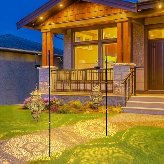 Hanging Solar Lights, Outdoor Decor Solar Lantern, Waterproof Metal Moroccan Lantern for Outside Patio Pathway Yard Front Porch Backyard Garden Decorative